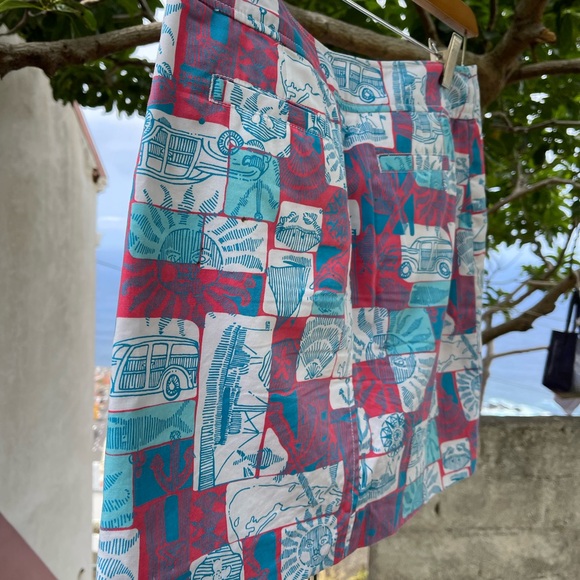 Lilly Pulitzer Patterned Skirt tiny dots very unnoticeable stain - Picture 9 of 10